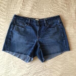 ✨SOLD✨ J Crew raw hem denim shorts size 28